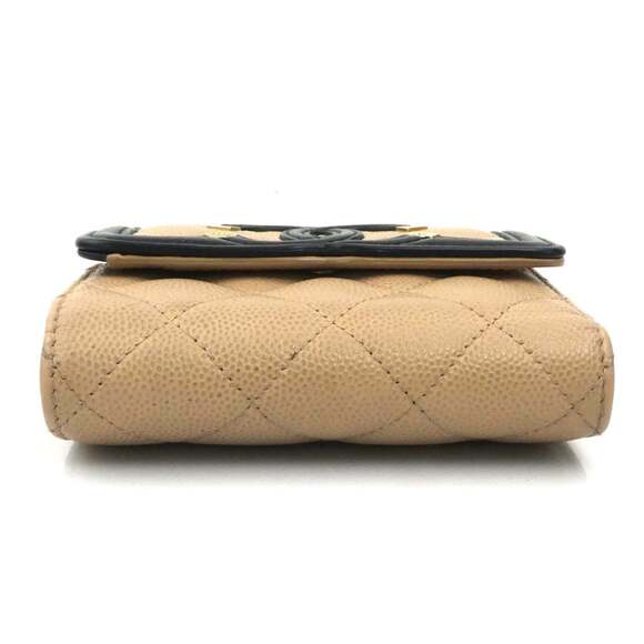 Chanel Caviar Quilted Compact Flap Wallet Black 1854429  CHANEL Authentic Black Caviar Leather Wallet